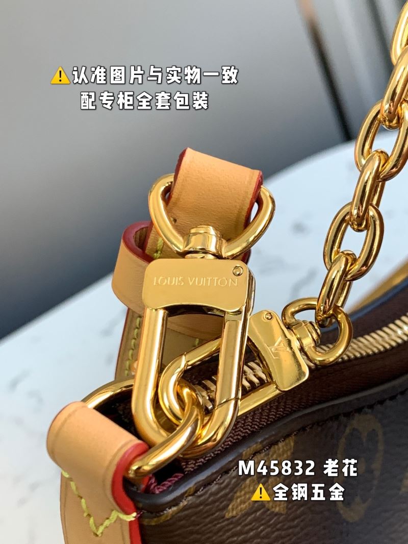 Louis Vuitton Hobo Bags